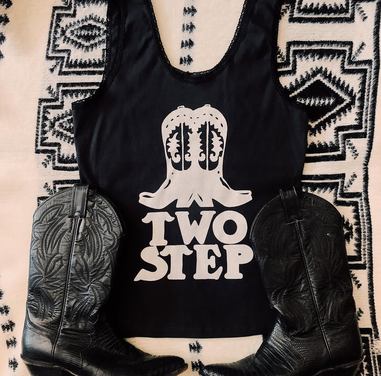 Two Step Lace Tank Blk/White