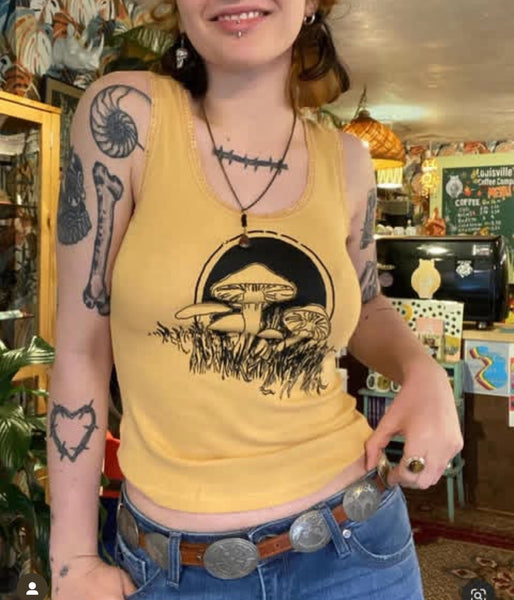 Shrooms Lace Tank Gold Dust/Blk