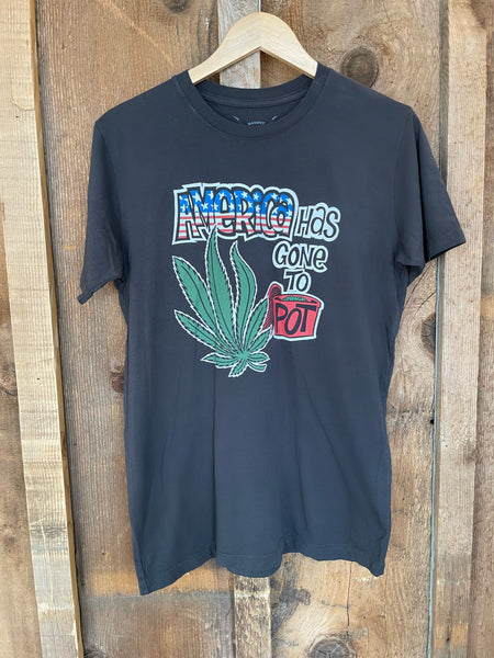 America Has Gone To Pot Mens Tee Blk/Color