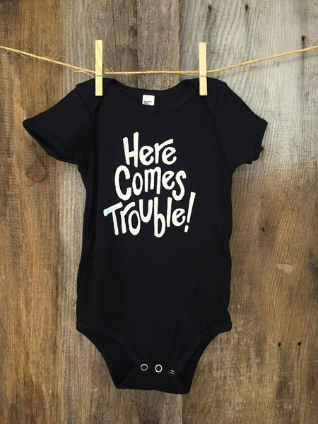 Bandit Baby "Here Comes Trouble" Onesie Blk/White